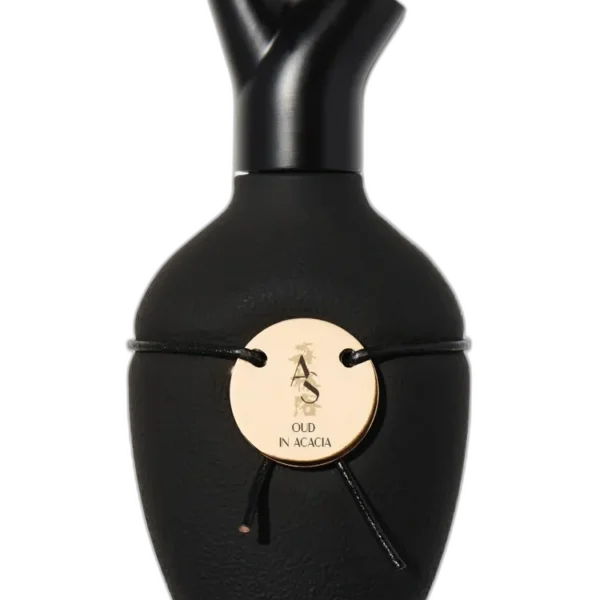 Oud in Acacia Perfume