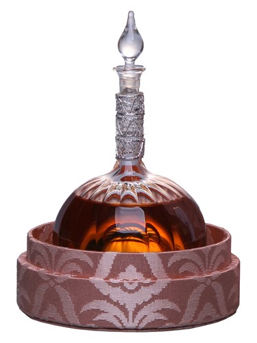 Nobile 1942 La Dea Bendata Perfume by Nobile 1942 UAE