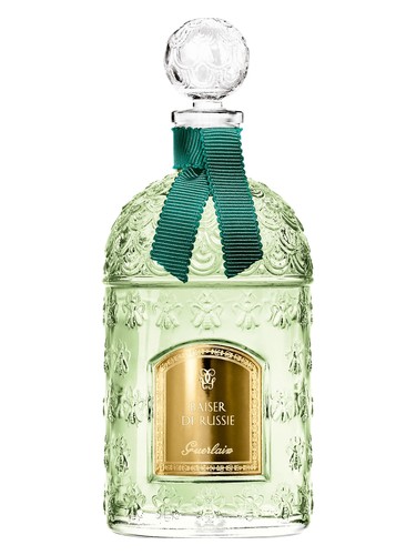 Baiser de Russie Perfume