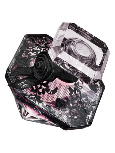 La Nuit Trésor Dentelle de Roses perfume