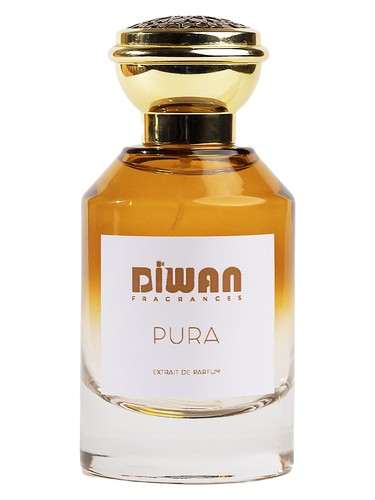 PURA Extrait de Parfum perfume