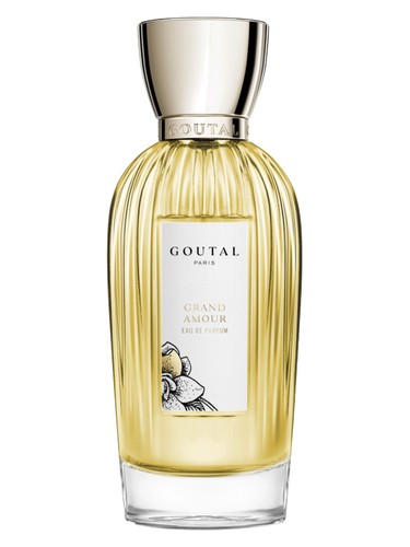 America Perfume by Perry Ellis for female UAE