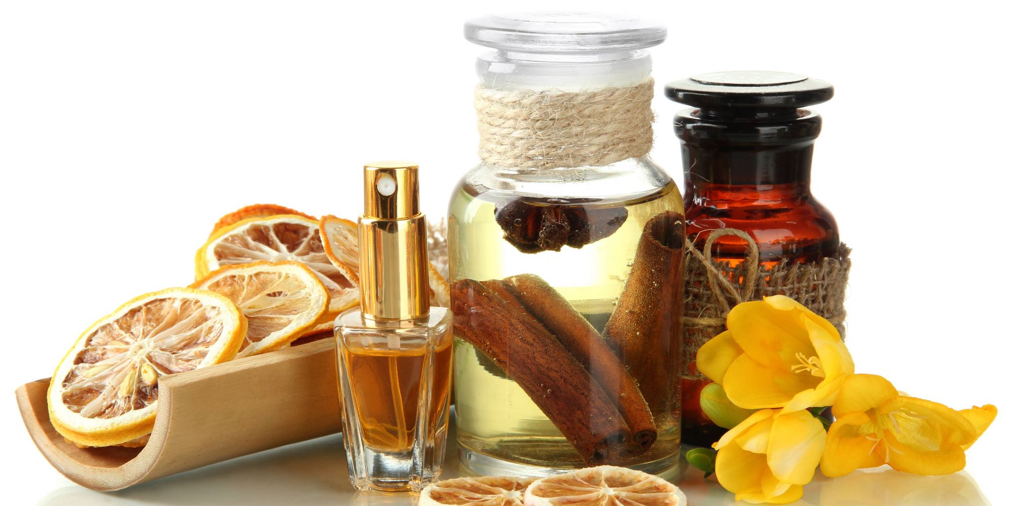 Best natural perfumes UAE clean sustainable luxury fragrance guide