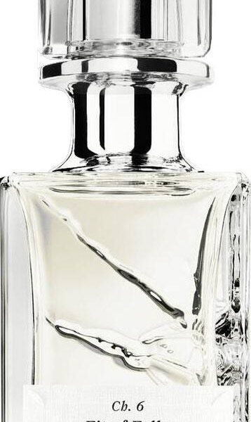 Fit of Folly Maison Martin Margiela perfume bottle
