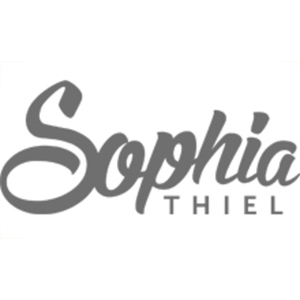 Sophia Thiel logo