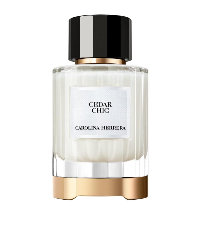 Cedar Chic Carolina Herrera Perfume by Carolina Herrera for Unisex UAE