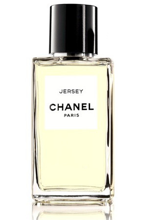 Les Exclusifs de Chanel Jersey Chanel perfume bottle