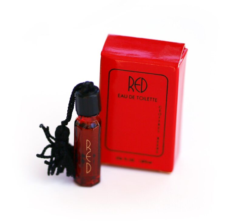 Red Eau de Toilette Geoffrey Beene Perfume by Geoffrey Beene for Women UAE
