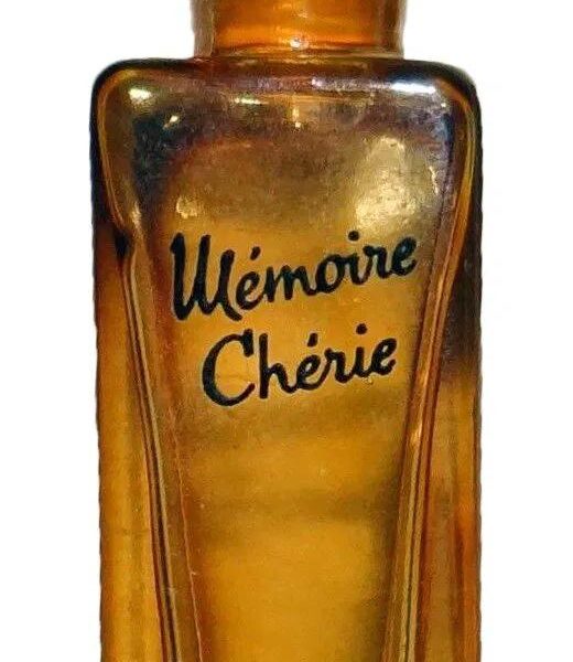 Mémoire Chérie Elizabeth Arden perfume
