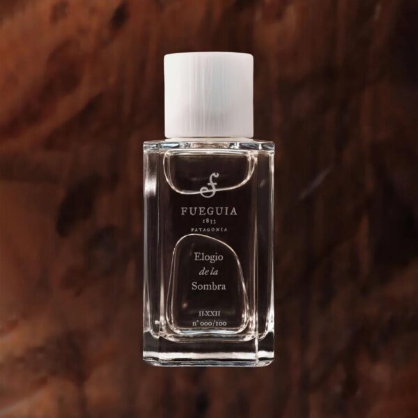 Elogio de la Sombra Fueguia 1833 perfume