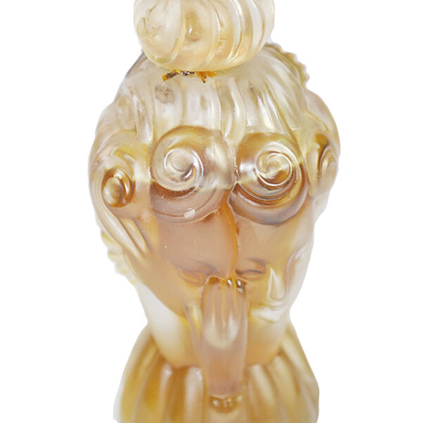 On Dit... Elizabeth Arden perfume