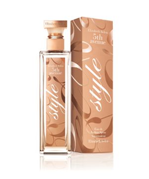 5th Avenue Style Elizabeth Arden perfume bottle