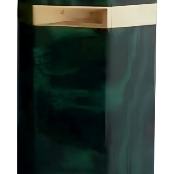 Poison Parfum Dior perfume bottle